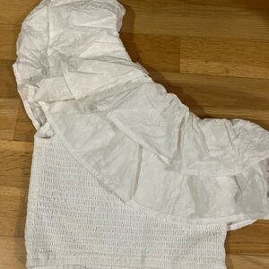 NWT Abercrombie & Fitch White Smocked Ruffled One Shoulder Off-Shoulder Top S